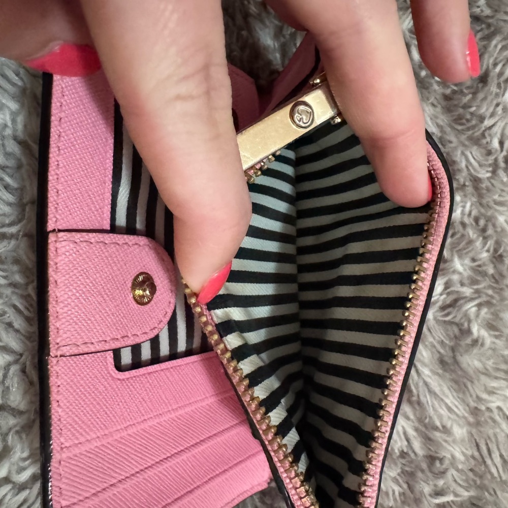 Kate Spade Blush Pink Wallet - Picture 4 of 6